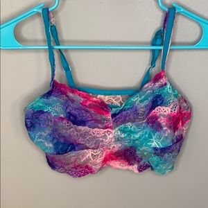 Tie dye vs pink bralette